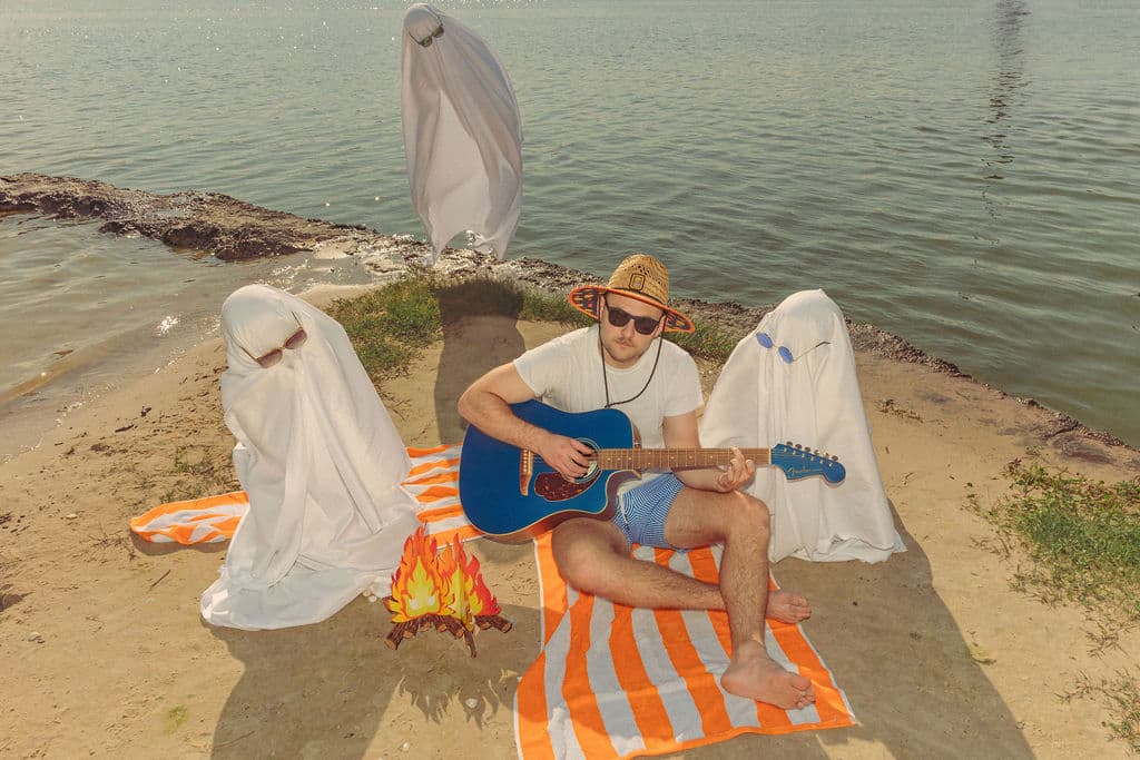 beachghosts 26 - Ghosts On The Beach