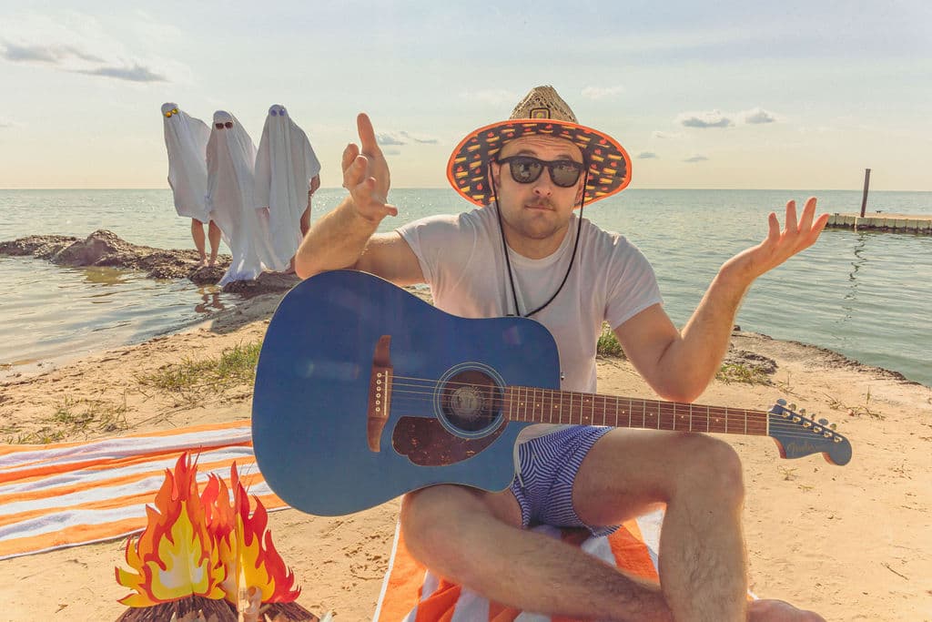 beachghosts 38 - Ghosts On The Beach