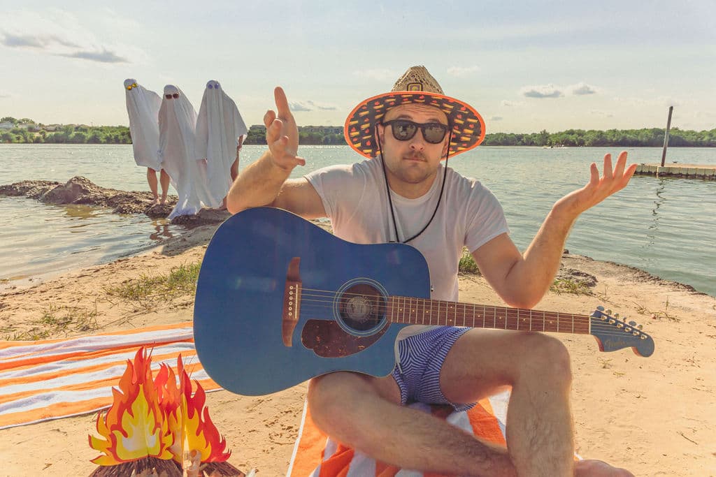 beachghosts 39 - Ghosts On The Beach