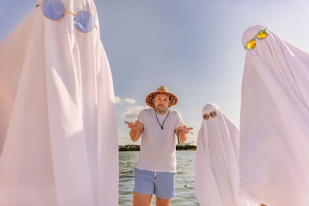 beachghosts 6 - Ghosts On The Beach