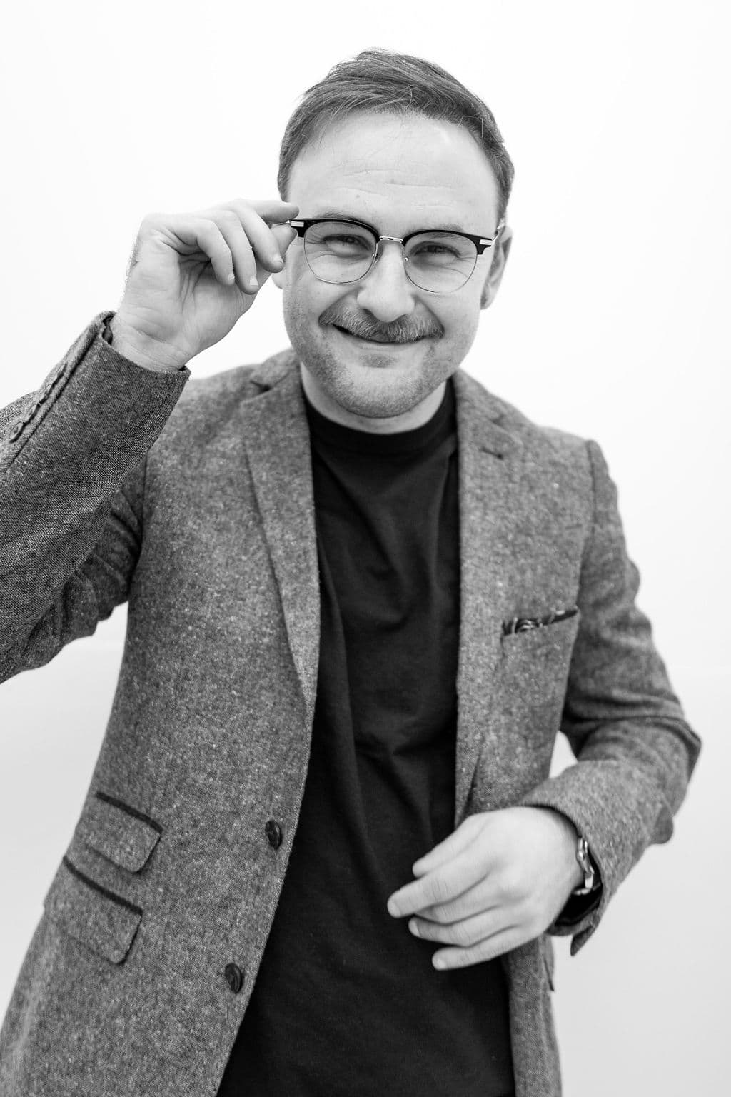 curiousman photobyjoy 61 - Glasses Filmstrip