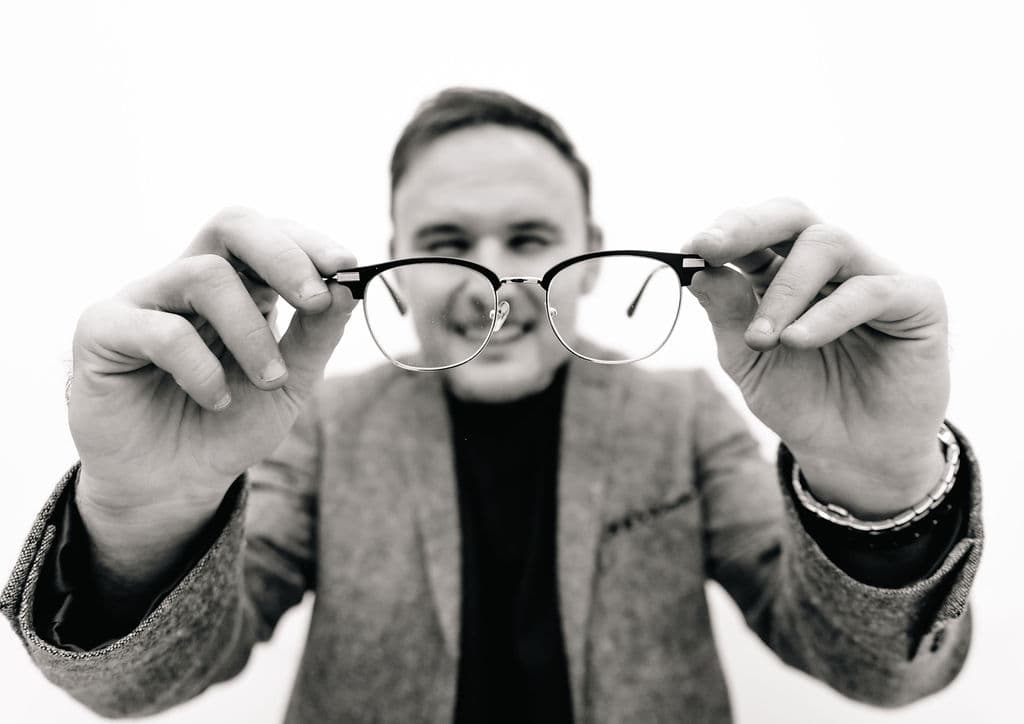 curiousman photobyjoy 66 - Glasses Filmstrip